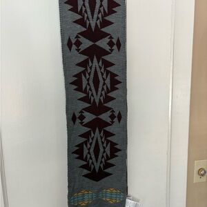 NWT 100% Merino wool Pendleton Scarf